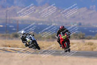 media/Dec-17-2023-CVMA (Sun) [[bf0c04832d]]/Race 2 Amateur Supersport Open/